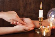 Fortune telling on tarot cards the date of the event