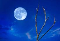 Blauer Mond (Blauer Mond) Jahr des blauen Mondes